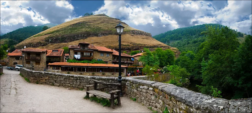 Pueblos Pintorescos De Cantabria Barcena Mayor Eugenio cantabria
